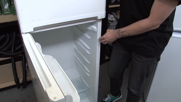 Checking For Any Damage On The Fridge Door Seal Such As Tears Or Wearing