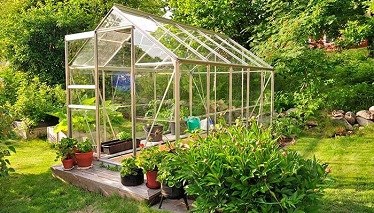 Garden greenhouse