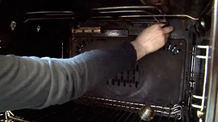 Changing Light Bulbs in Your Oven 