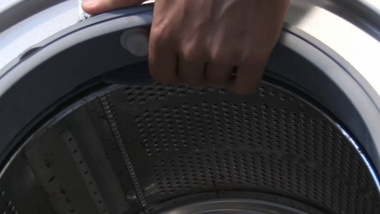 To check if your washing machine's bearings are faulty see how much movement the drum has. 