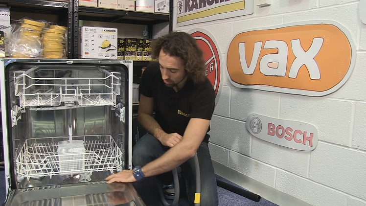 The Water Level In The Dishwasher Should Usually Fill To Just Below The Door Seal