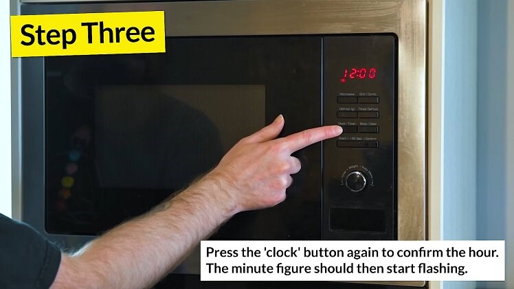 Press the clock button again to confirm the hour