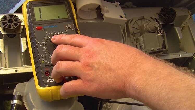 How to Use an Ohmmeter to Test a Washing Machine Pump