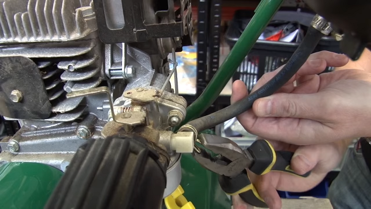 How to Fix a Petrol Lawnmower That Won t Start eSpares