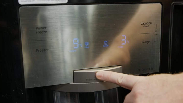 Test or reset your Samsung ice maker