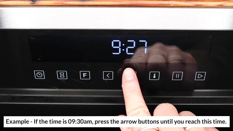 Press the clock icon button again and then press the left or right arrow button again to change the minutes displayed
