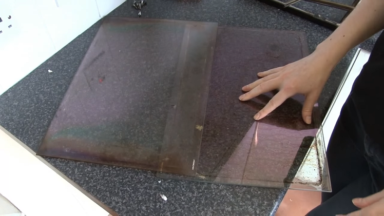 The Two Sheets Of Inner Oven Door Glass