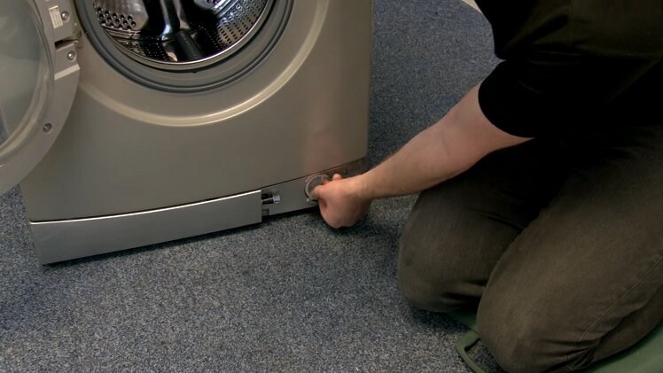 New washing on sale machine leaking