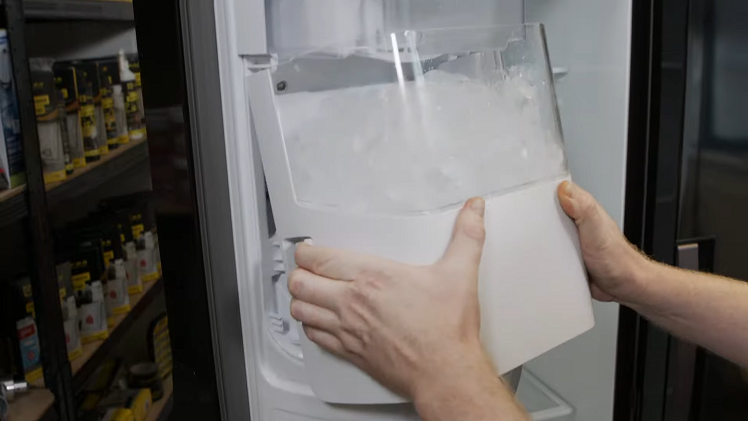 Samsung Refrigerator Ice Bucket (Ice Tray) Replacement - iFixit Repair Guide